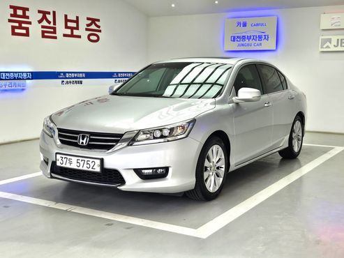 Honda Accord 2.4 9th — пробег 89 304 км — фото 3 из 5