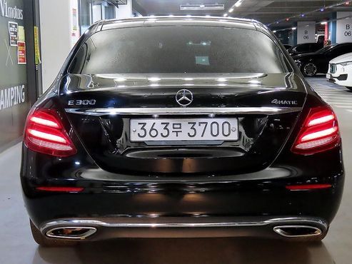 Mercedes-Benz E-Class E300 4MATIC Exclusive — пробег 94 468 км — фото 5 из 5