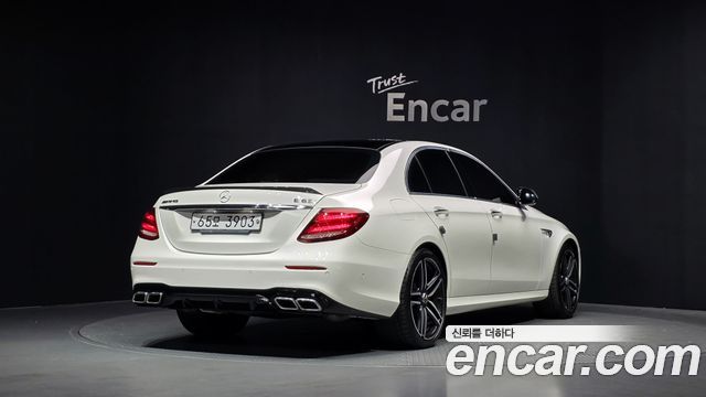 Mercedes-Benz E-Class E63 AMG 4MATIC+ — пробег 109 759 км — фото 2 из 5