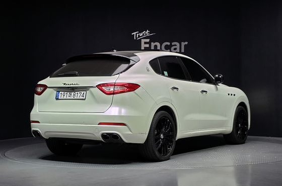 Maserati Levante 3.0 AWD Luxury — пробег 118 189 км — фото 2 из 5