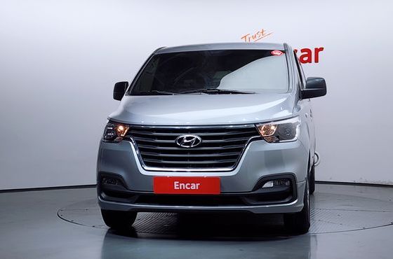 Hyundai Starex Van 3-Seater Smart — пробег 29 796 км — фото 3 из 5