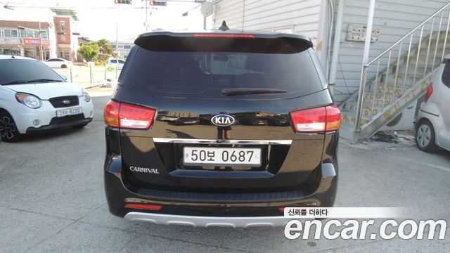 Kia Carnival из Кореи Encar