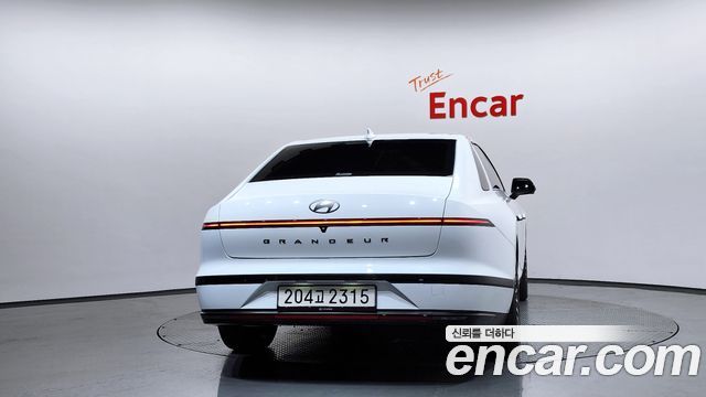 Hyundai Grandeur из Кореи Encar
