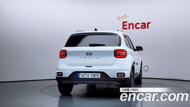 Hyundai Venue из Кореи Encar