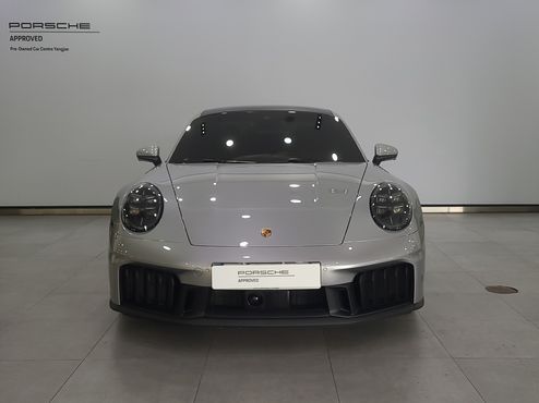 Porsche 911 Carrera GTS — пробег 3 600 км — фото 3 из 5