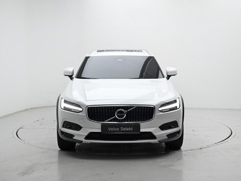 Volvo V90 B5 Ultimate AWD — пробег 14 833 км — фото 3 из 5