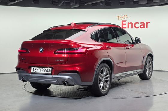 BMW X4 xDrive20i M Sport X — пробег 136 532 км — фото 2 из 5
