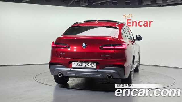 BMW X4 xDrive20i M Sport X — пробег 136 532 км — фото 4 из 5