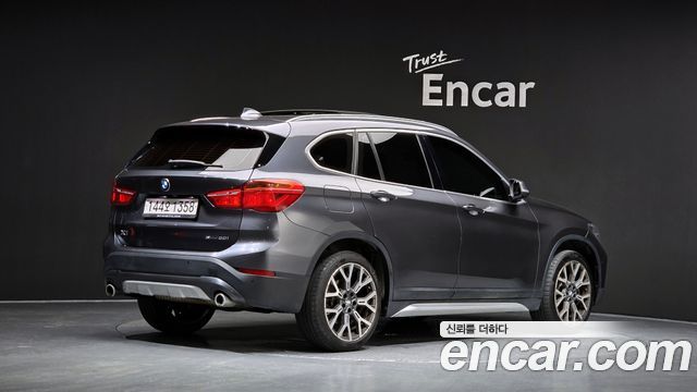 BMW X1 xDrive 20i xLine — пробег 63 056 км — фото 2 из 5