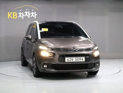 Citroen-DS C4 Picasso 1.6 B-HDI Feel — пробег 162 515 км — фото 2 из 5