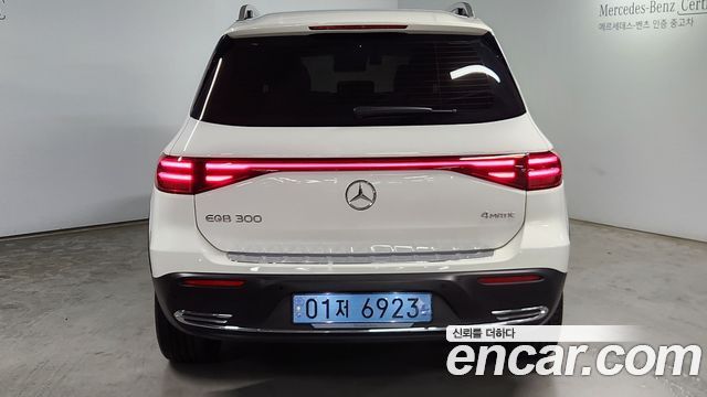 Mercedes-Benz EQB из Кореи Encar