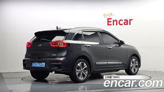 Kia Niro Noblesse — пробег 150 621 км — фото 2 из 5