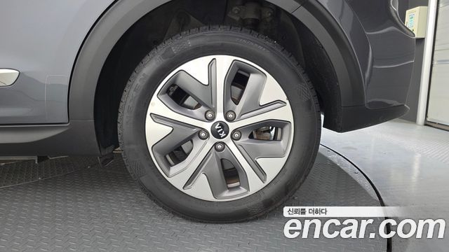 Kia Niro Noblesse — пробег 150 621 км — фото 5 из 5