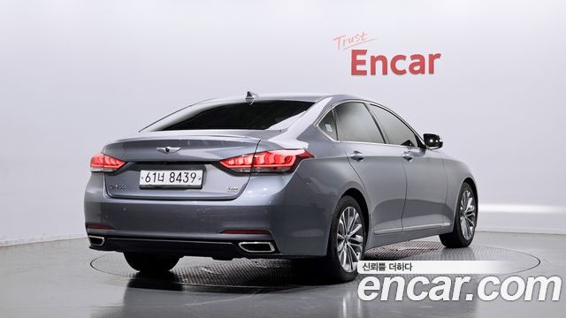 Hyundai Genesis из Кореи Encar