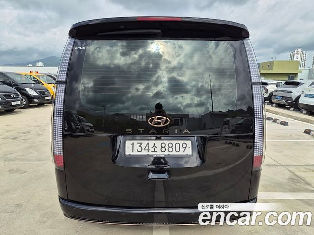 Hyundai Staria из Кореи Encar