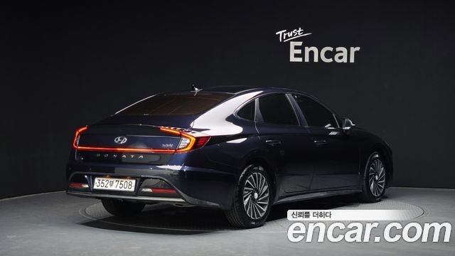 Hyundai Sonata Premium — пробег 139 457 км — фото 2 из 5