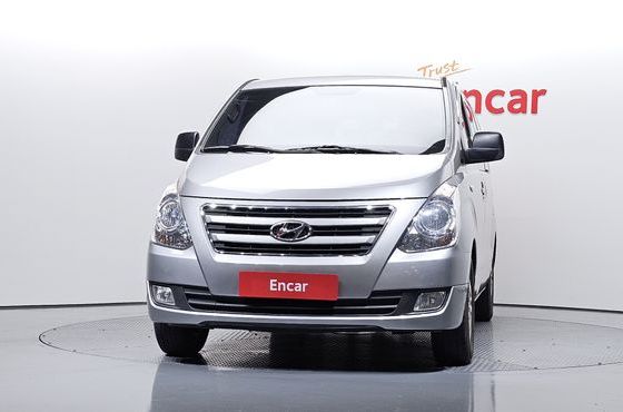 Hyundai Starex 12-Seater Wagon Smart — пробег 176 655 км — фото 3 из 5