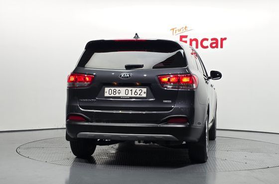 Kia Sorento Diesel 2.0 2WD Luxury — пробег 132 685 км — фото 4 из 5