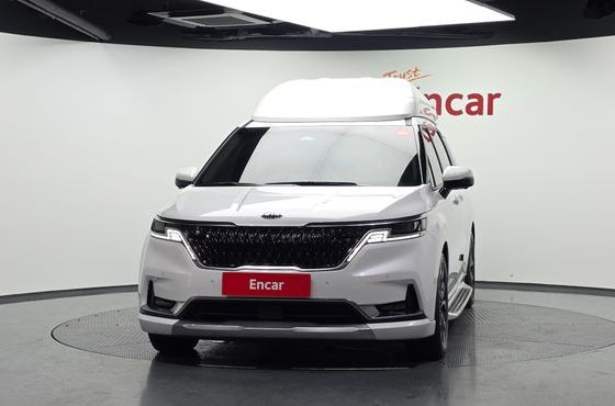 Kia Carnival Gasoline 9-Seater Hi-Limousine Signature — пробег 118 066 км — фото 3 из 5