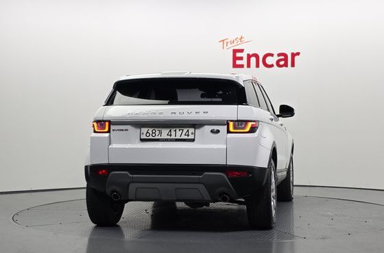 Land Rover Range Rover Evoque 2.0 TD4 SE — пробег 88 151 км — фото 4 из 5