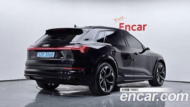 Audi e-tron из Кореи Encar