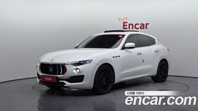 Maserati Levante 3.0 AWD Sport — пробег 131 837 км — фото 1 из 5