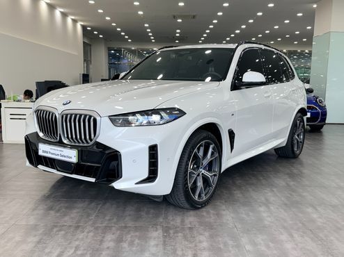 BMW X5 xDrive 40i M Sport — пробег 9 270 км — фото 1 из 5