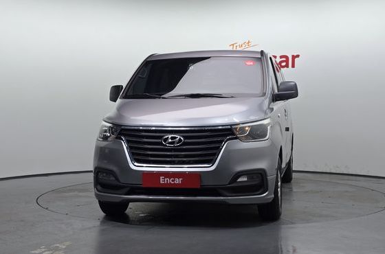 Hyundai Starex Van 5-Seater Modern — пробег 246 063 км — фото 3 из 5