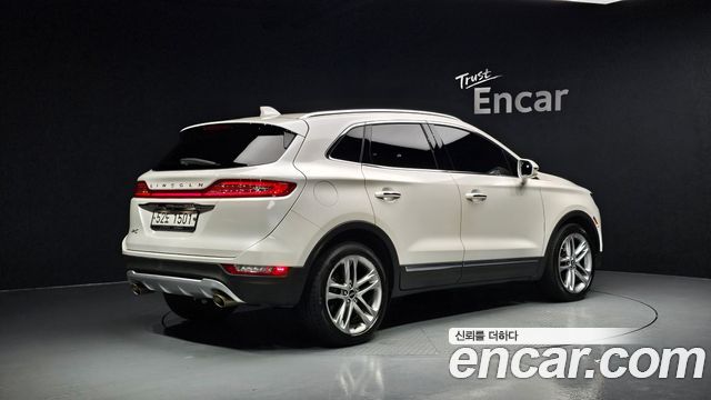 Lincoln MKC 2.0 AWD — пробег 77 736 км — фото 2 из 5