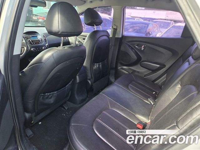 Hyundai Tucson Diesel 4WD X20 Luxury — пробег 166 053 км — фото 4 из 5