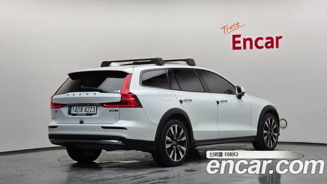 Volvo V60 из Кореи Encar