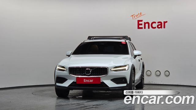 Volvo V60 из Кореи Encar