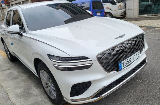 Genesis GV70 2.5T Gasoline AWD — пробег 2 300 км — фото 1 из 5