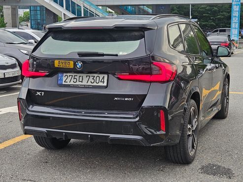 BMW X1 xDrive 20i M Sport — пробег 27 420 км — фото 5 из 5