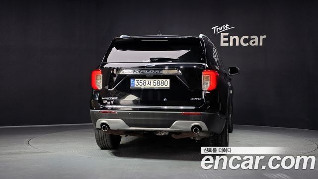Ford Explorer 2.3 LimIted 4WD — пробег 102 726 км — фото 4 из 5