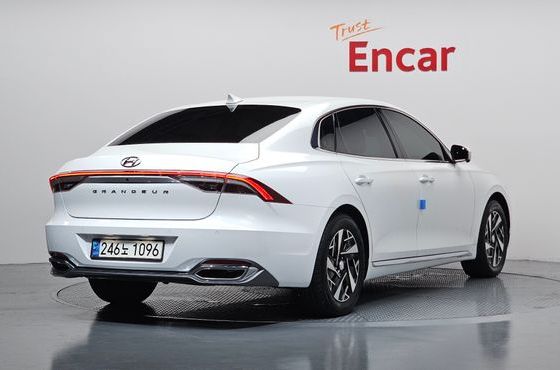 Hyundai Grandeur Le Blanc — пробег 35 013 км — фото 2 из 5