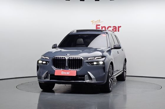 BMW X7 xDrive 40i Design Pure Excellence 6-Seater — пробег 89 991 км — фото 3 из 5