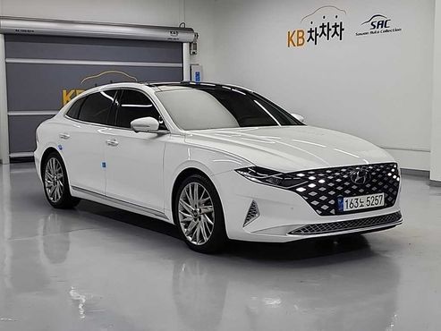 Hyundai Grandeur 2.5 Calligraphy — пробег 28 984 км — фото 4 из 5