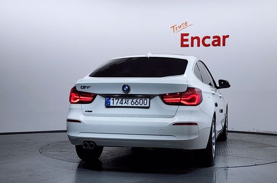 BMW Gran Turismo GT 320d xDrive Premium — пробег 92 030 км — фото 4 из 5