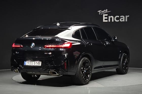 BMW X4 xDrive20i M Sport — пробег 35 626 км — фото 2 из 5