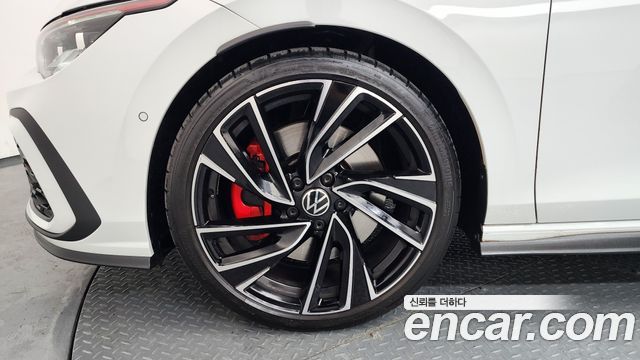 Volkswagen Golf из Кореи Encar