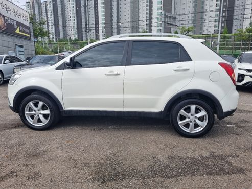 Ssangyong KORANDO Chic 2WD Beat — пробег 193 614 км — фото 4 из 5