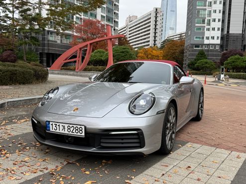 Porsche 911 Carrera 4S Cabriolet — пробег 3 321 км — фото 1 из 5