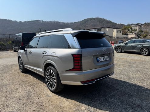 Hyundai Palisade Gasoline 2.5T 4WD 9-Seater Calligraphy — пробег 37 999 км — фото 2 из 5