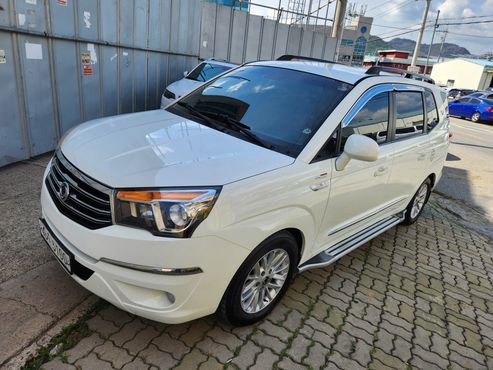 Ssangyong KORANDO 4WD GT 9-seater — пробег 185 633 км — фото 2 из 5