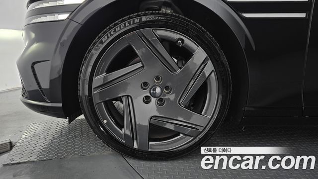 Genesis G90 из Кореи Encar
