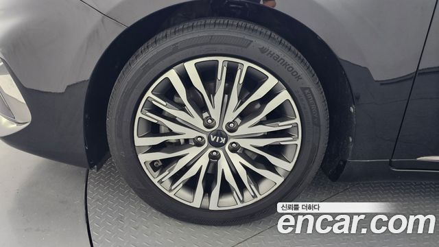 Kia K7 из Кореи Encar