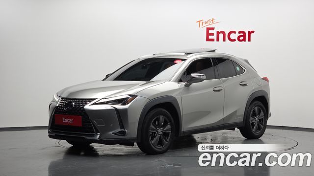 Lexus UX 2.0 2WD — пробег 57 353 км — фото 1 из 5