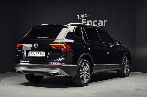 Volkswagen Tiguan 2.0 TDI Prestige — пробег 77 446 км — фото 2 из 5