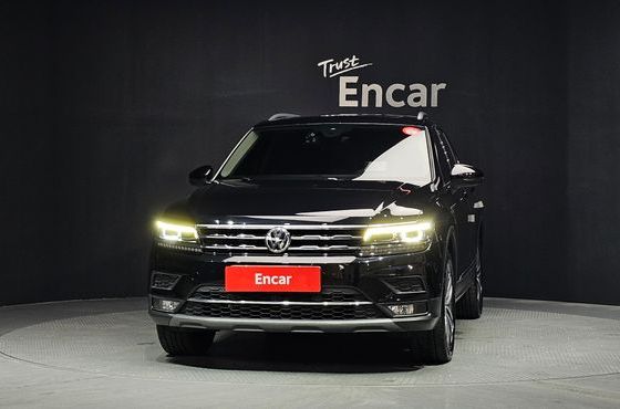Volkswagen Tiguan 2.0 TDI Prestige — пробег 77 446 км — фото 3 из 5